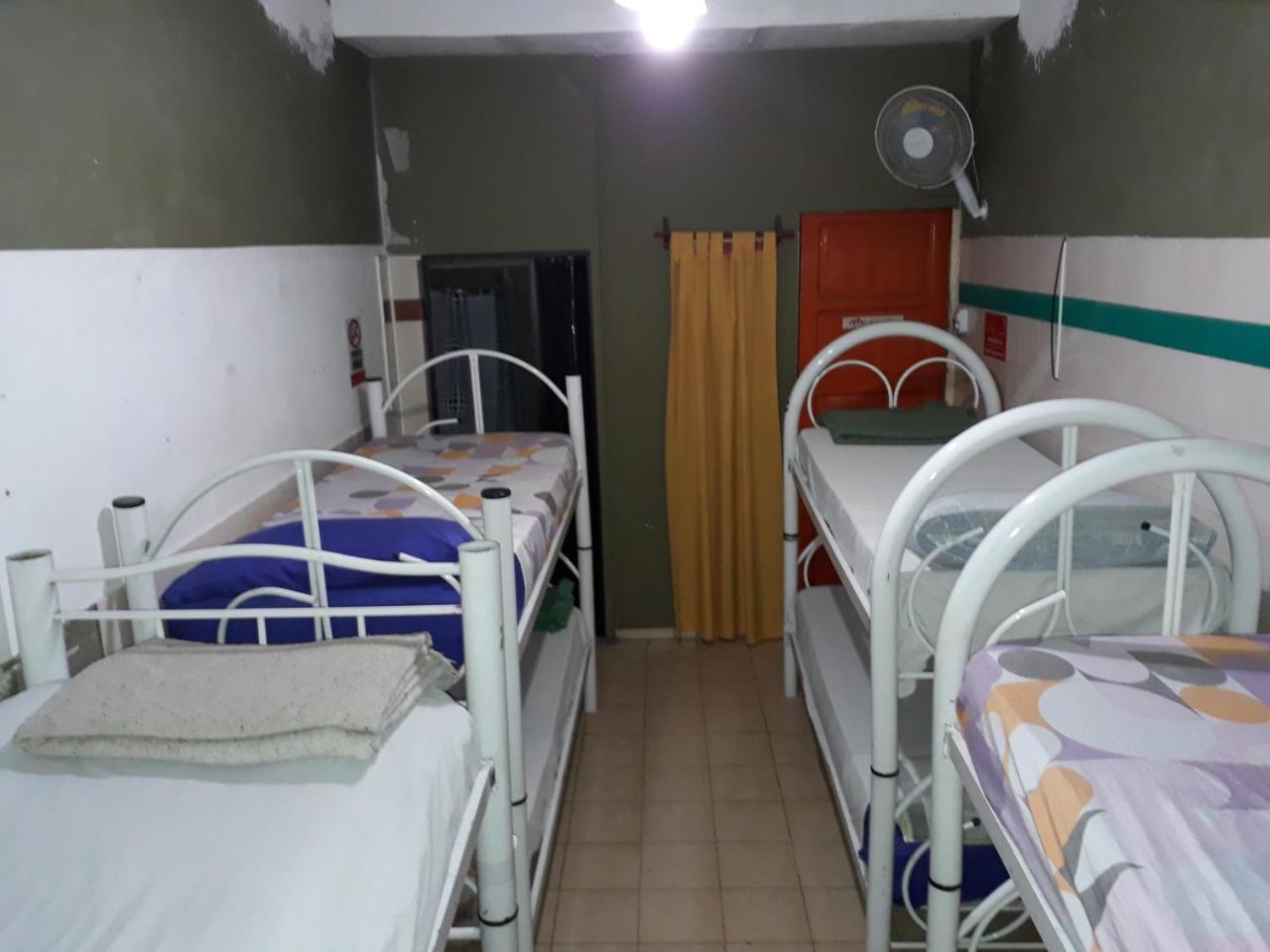 Hostel Parque Central Mendoza Kültér fotó